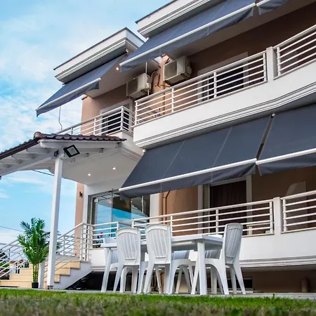 Hotel Golden βeach Nea Vrasna